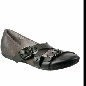 OTBT Women's sz 7 Gray and Black distressed Flats